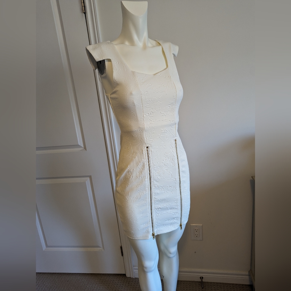 White mini Dress